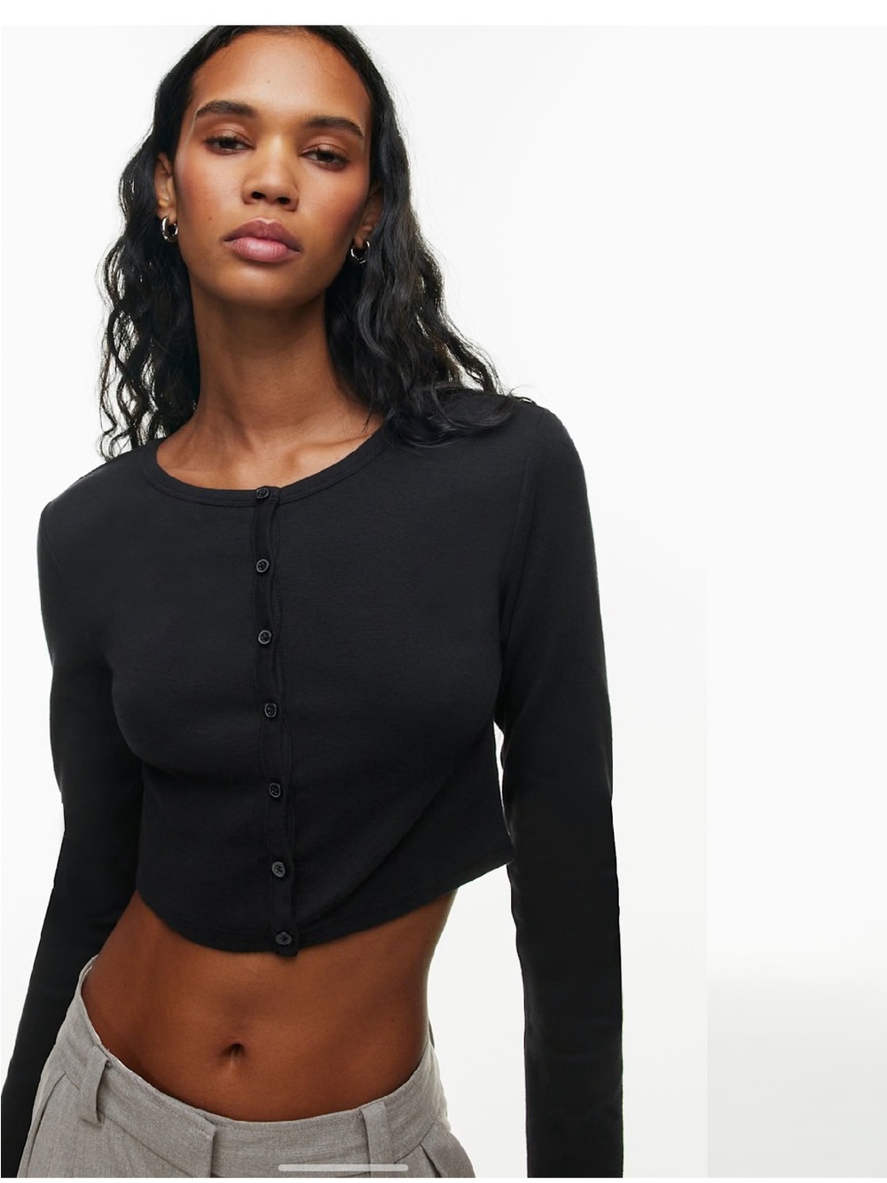 Sunday best Women's Black Cropped Button-Front Long Sleeve cardigan
